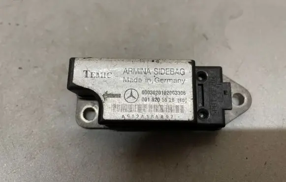 Mercedes-Benz E W210 Airbag deployment crash/impact sensor 0018205626