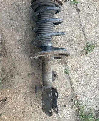 Toyota Avensis T270 Front shock absorber/damper