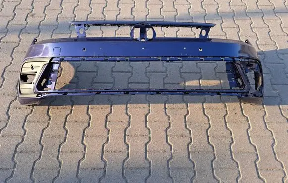 Volkswagen Polo VI Front bumper