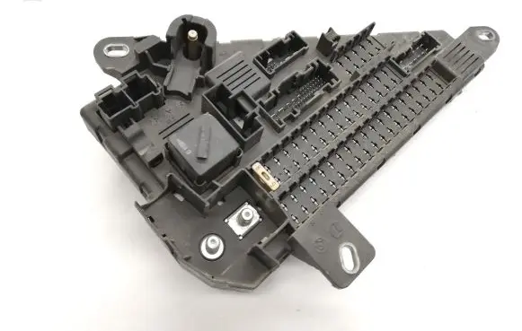 BMW 5 E60 E61 Fuse box set 6906619