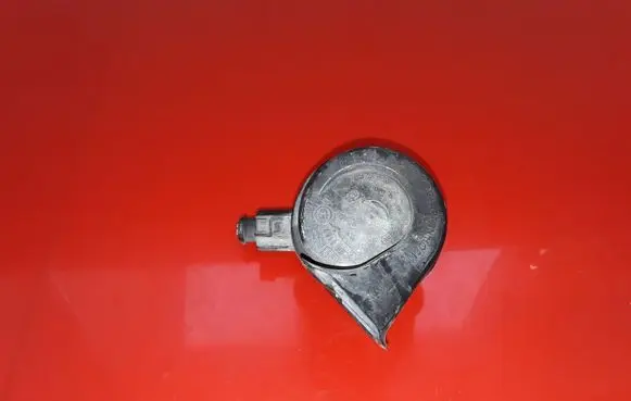 Skoda Yeti (5L) Horn signal 1K0951206M 1K0951221B