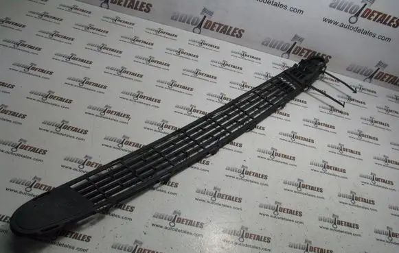 Mercedes-Benz A W168 Front bumper lower grill A1688850223