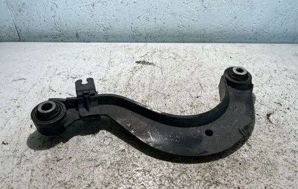 Volkswagen PASSAT B7 Rear upper control arm/wishbone 1K0505323P