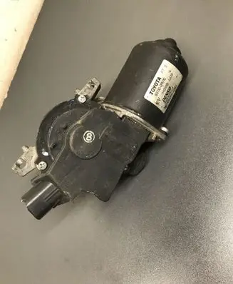 Toyota Corolla Verso AR10 Wiper motor