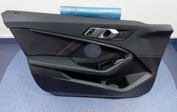 BMW 1 F40 Door card panel trim set F011234