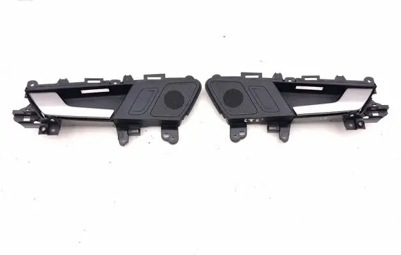 Rear door interior handle