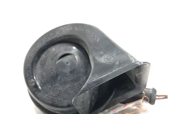Audi A4 S4 B9 Horn signal 8W0951221