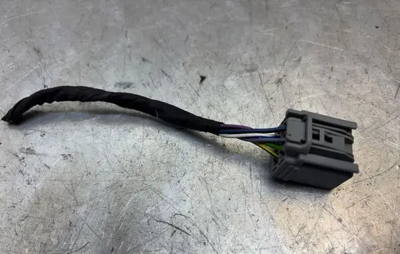 Volvo V60 Tail light part 