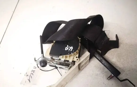 Opel Astra G Front seatbelt