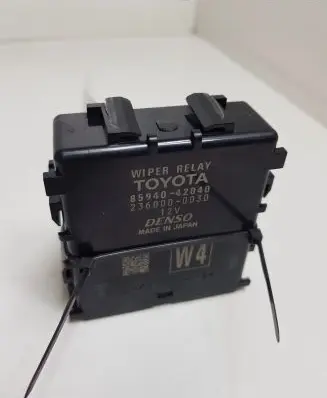 Toyota RAV 4 (XA50) Window wiper relay 8594042040