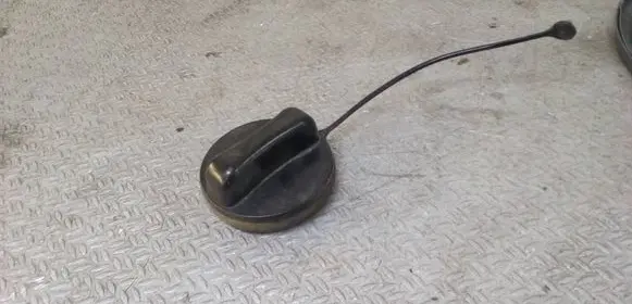 Nissan Note (E12) Fuel tank filler cap 