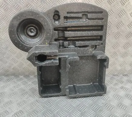 Porsche Cayenne (9Y0 9Y3) Other trunk/boot trim element 760012115H