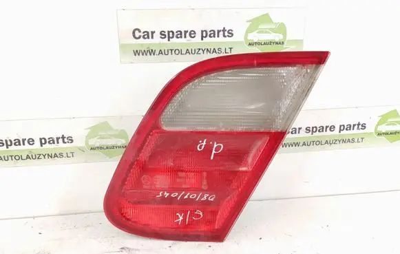 Mercedes-Benz E W210 Tailgate rear/tail lights 147600-00 147596