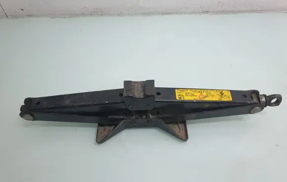 Mazda 6 Lift Jack 