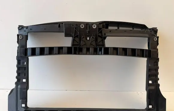 Volkswagen Golf VI Radiator support slam panel 5K0805588