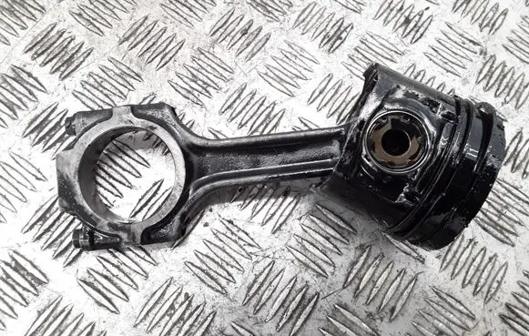 Alfa Romeo 166 Piston with connecting rod
