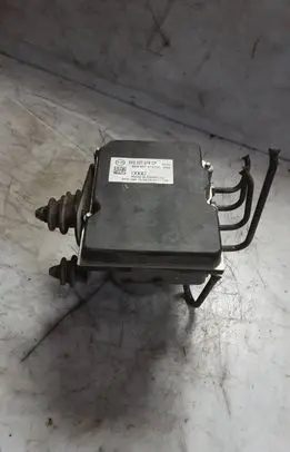 Audi A4 S4 B8 8K ABS Pump 8K0907379CP