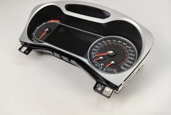 Speedometer (instrument cluster)