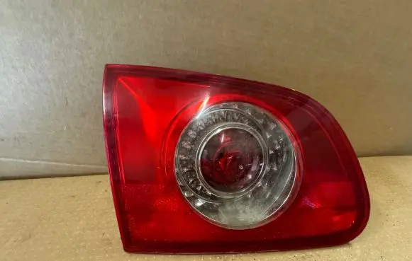 Volkswagen PASSAT B6 Tailgate rear/tail lights 3C9945094
