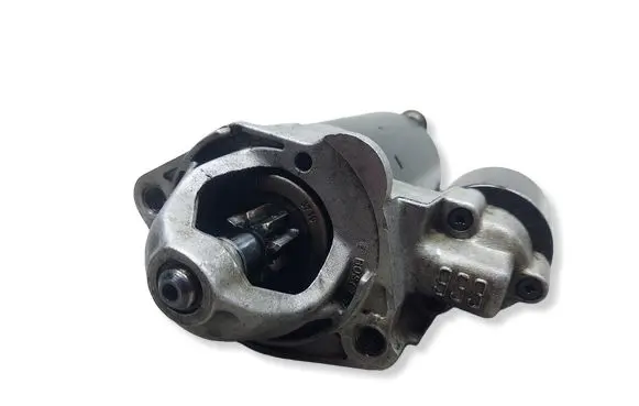Volkswagen PASSAT B5 Starter motor 0001107068KASACJA 0001107068