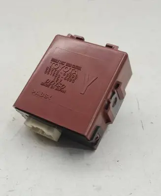Toyota Land Cruiser (J150) Door control unit/module 8597060090 0515004490