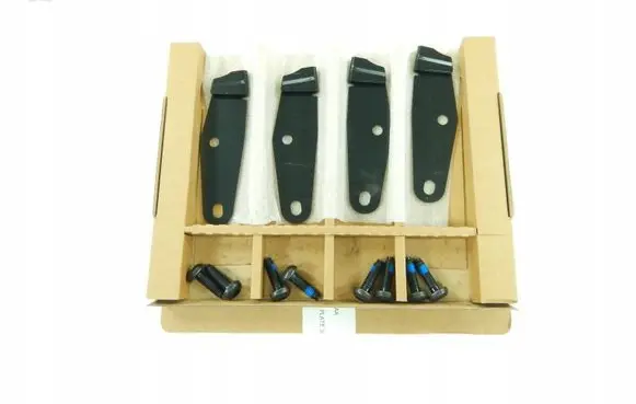 Ford Focus Bracket in trunk/boot 1740056