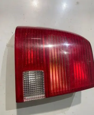 Volkswagen PASSAT B5 Rear/tail lights 290601