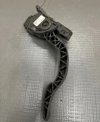 Ford S-MAX Accelerator throttle pedal 6G929F836JD 6PV00922010 21102009