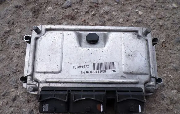 Citroen Xsara Engine control unit/module ECU 9653702280