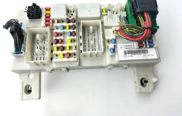 Ford Focus Fuse module 7M5T14A073CF