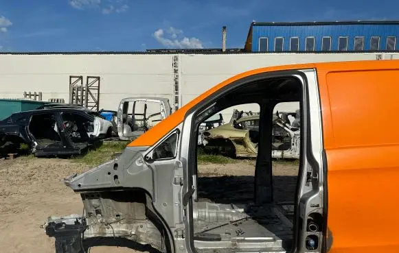 Mercedes-Benz Vito Viano W447 Front quarter panel 