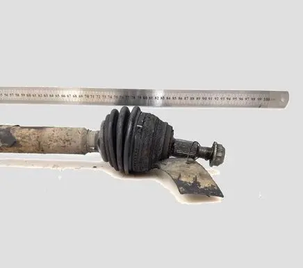 Volkswagen Golf IV Front driveshaft