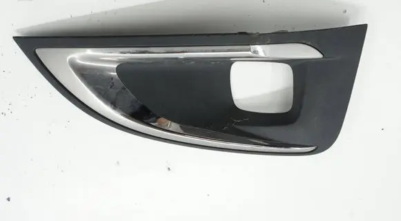 Peugeot 3008 II Front fog light trim/grill 9815692777D