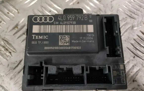 Audi Q7 4L Door control unit/module 4L0959795B 4L0910795B 0033TFJ0001