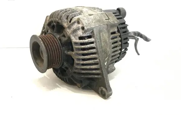 Mitsubishi Carisma Generator/alternator 323707