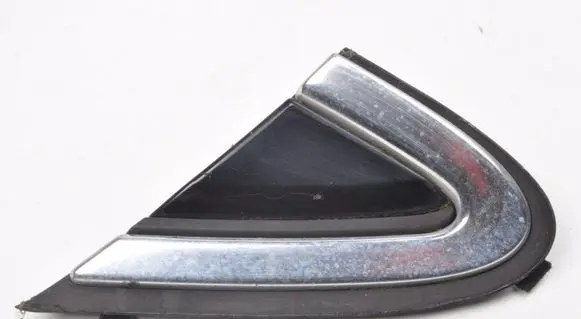 Volvo V40 Front arch trim 31349229