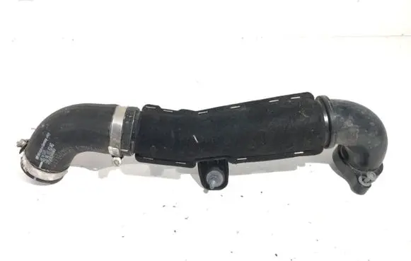 Intercooler hose/pipe