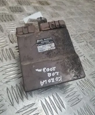 Toyota Corolla E120 E130 Fuel injection control unit/module 8987120030