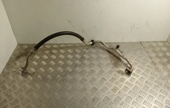 Volkswagen PASSAT B8 Air conditioning (A/C) pipe/hose 5Q0820743M
