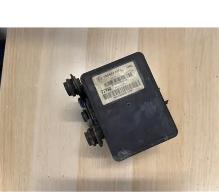 Seat Toledo IV (NH) ABS Pump 1S0614517L