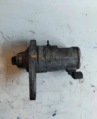 Skoda Fabia Mk1 (6Y) Starter motor 02T911024A