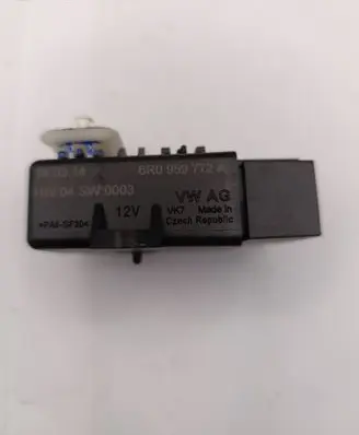 Seat Ibiza IV (6J,6P) Seat heating relay 6R0959772A
