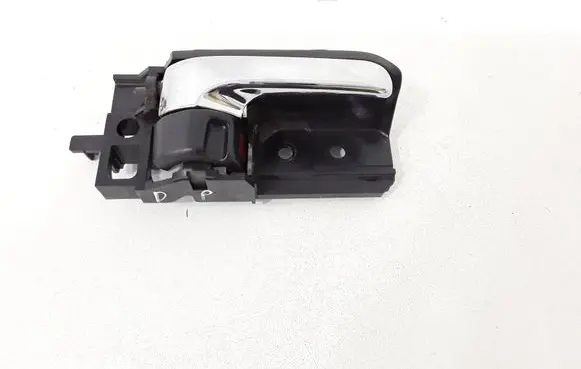Toyota Avensis T250 Front door interior handle