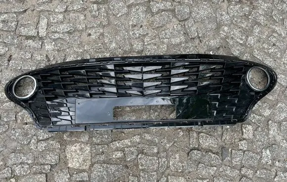 Hyundai i10 Front bumper upper radiator grill 86351K7010