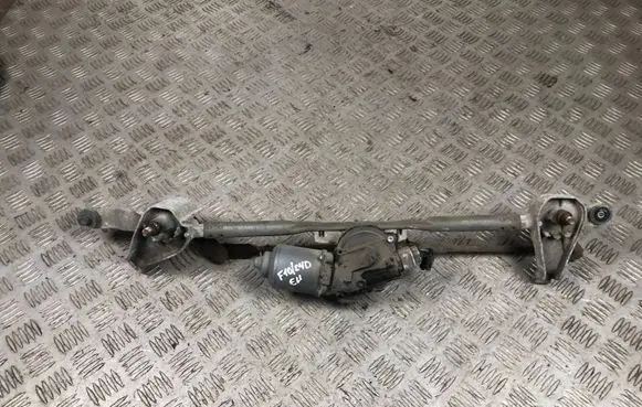 Subaru Forester SH Front wiper linkage and motor 86511SC010