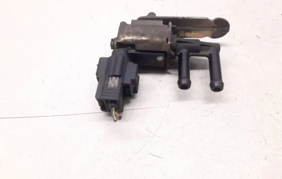 Mazda 6 Turbo solenoid valve K5T48279 Z504 4Y10