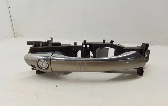 Mercedes-Benz CLS C219 Front door exterior handle 2117600234