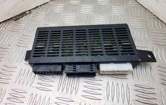 BMW 5 E39 Light module LCM 6915919