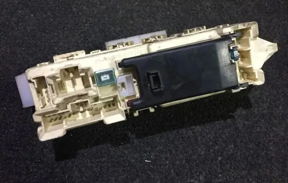 Mazda 323 Fuse box set