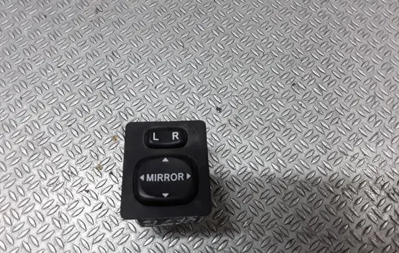 Toyota RAV 4 (XA20) Wing mirror switch 183574
